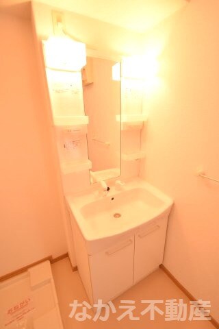 物件内観写真7　(スペースが確保できる洗面所です)