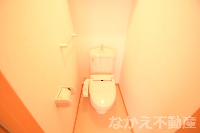 物件内観写真9　(清潔感のあるトイレです)