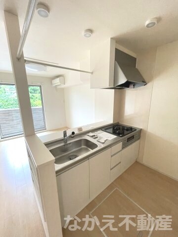 物件内観写真5　(使いやすいキッチンです)