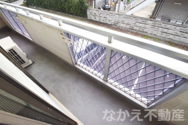 物件内観写真12　(バルコニー付きです)