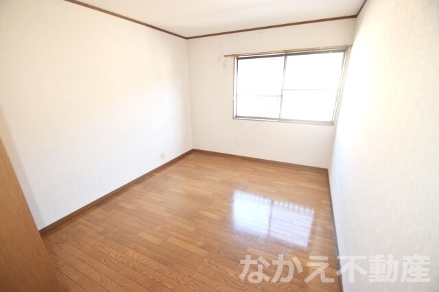 物件内観写真13　(きれいな洋室です)