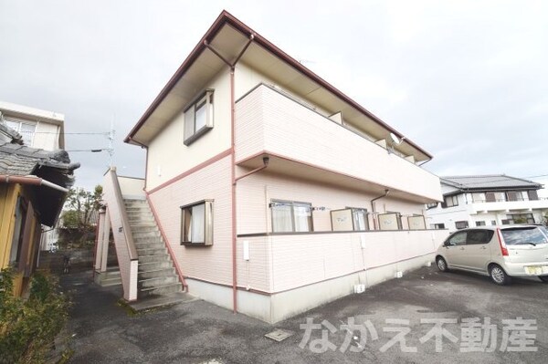 外観(外観は落ち着いています)