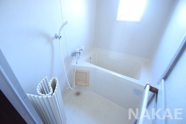 物件内観写真7　(コンパクトで使いやすいお風呂です)