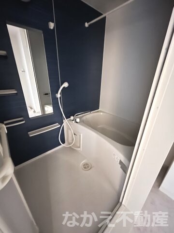 物件内観写真7　(落ち着いた空間のお風呂です)