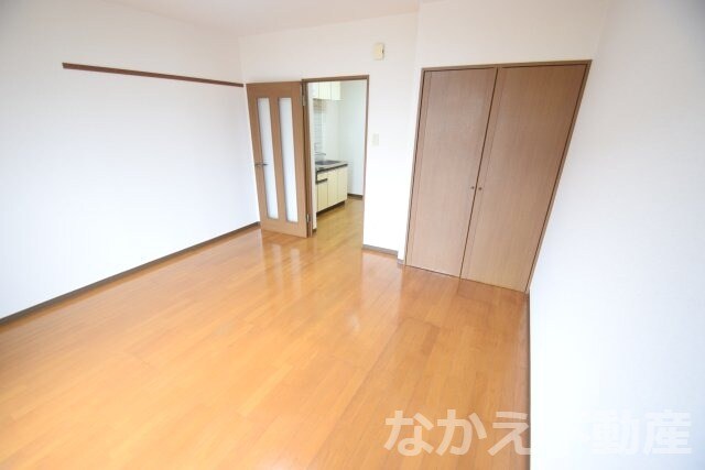 物件内観写真5　(ゆとりの広さです)