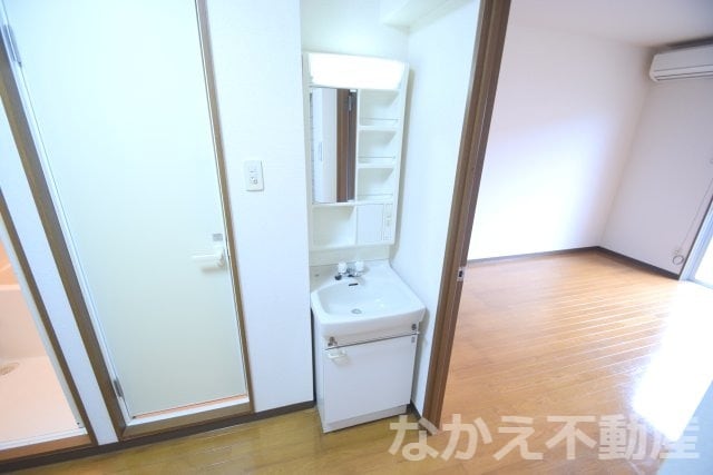 物件内観写真9　(洗面所です)