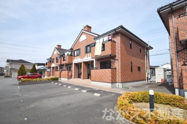 物件外観写真1　(外観です)