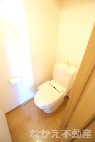 物件内観写真7　(落ち着いたトイレです)