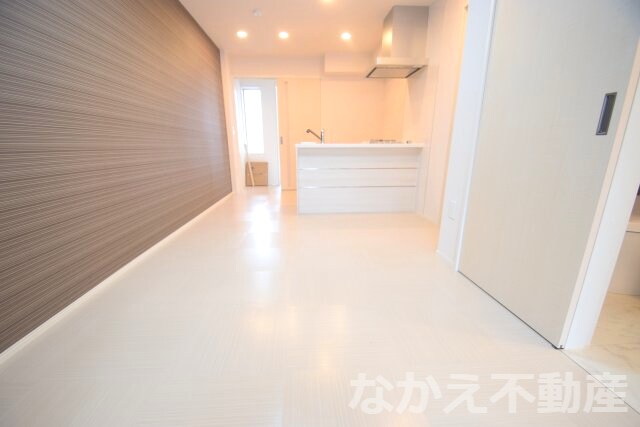 物件内観写真2　(使いやすいリビングです)