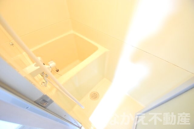 物件内観写真8　(落ち着いた空間のお風呂です)