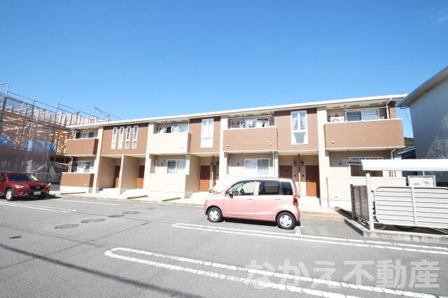 物件外観写真1　(外観も気になるポイント)