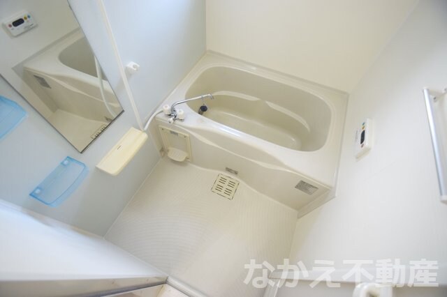 物件内観写真7　(日々の暮らしに欠かせないお風呂です)