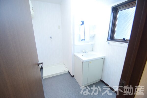 洗面・脱衣所(コンパクトで使いやすい洗面所)