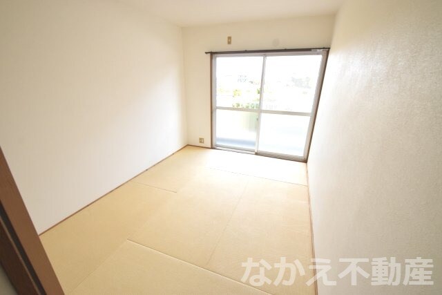 物件内観写真5　(寝室にぴったりのお部屋です)