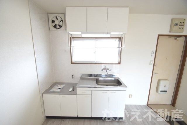 物件内観写真8　(キッチンでお料理をお楽しみください)