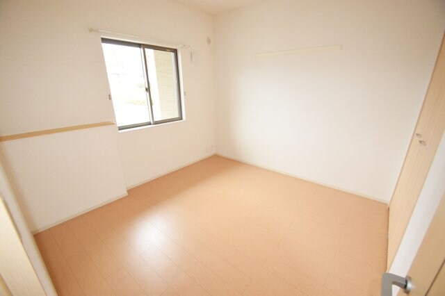 物件内観写真7　(寝室です)