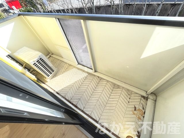 物件内観写真10　(陽当たり良好なバルコニーです)