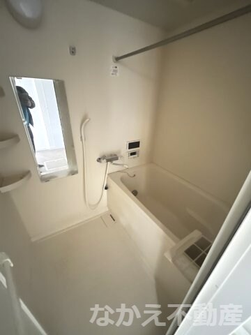 物件内観写真7　(コンパクトで使いやすいお風呂です)