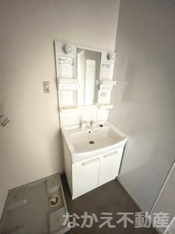 物件内観写真9　(使いやすい洗面所です)