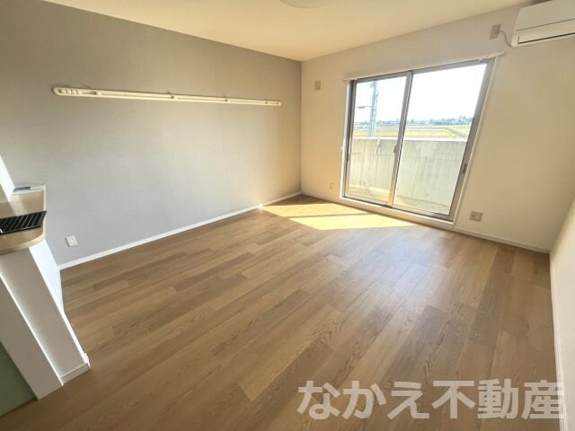 物件内観写真15　(使いやすいリビングです)