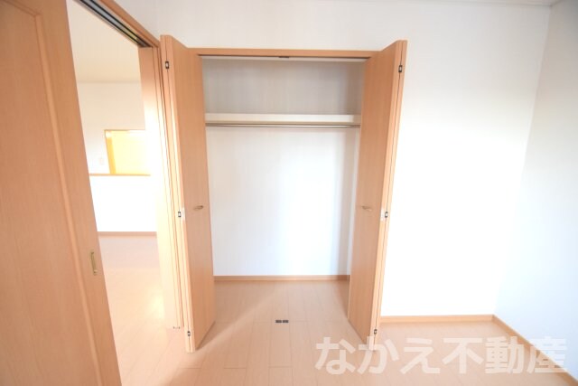 物件内観写真11　(収納豊富です)