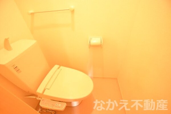 トイレ(清潔感のあるトイレです)