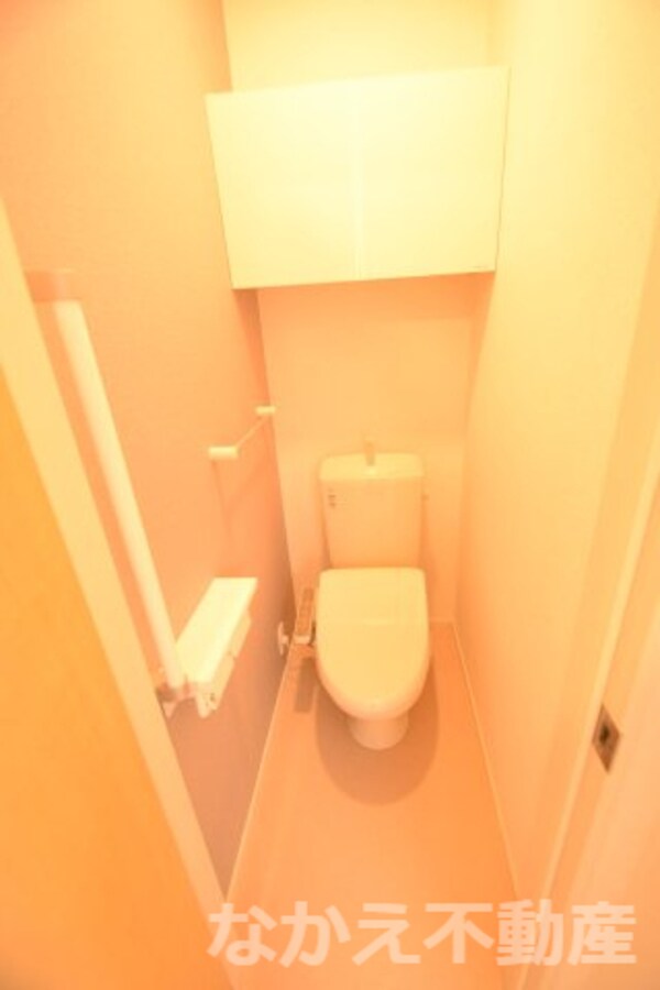 トイレ(シンプルで使いやすいトイレです)