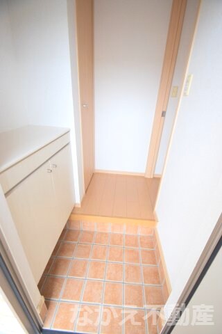 物件内観写真10　(玄関です)