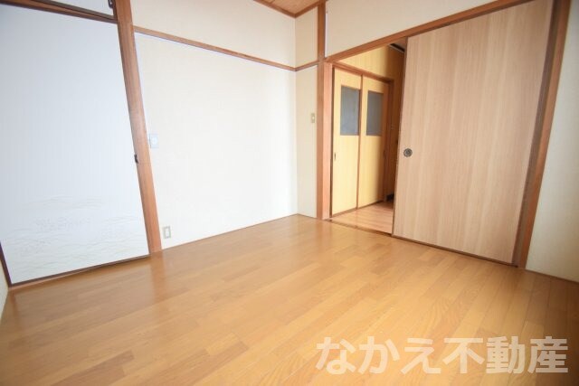 物件内観写真3　(おしゃれなリビングです)