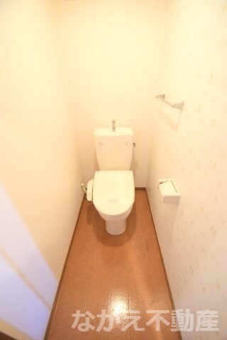 物件内観写真10　(シンプルで使いやすいトイレです)