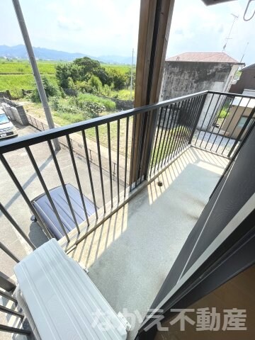 物件内観写真10　(落ち着いた時間を過ごせるバルコニーです)