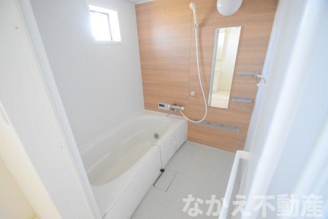 物件内観写真7　(日々の暮らしに欠かせないお風呂です)