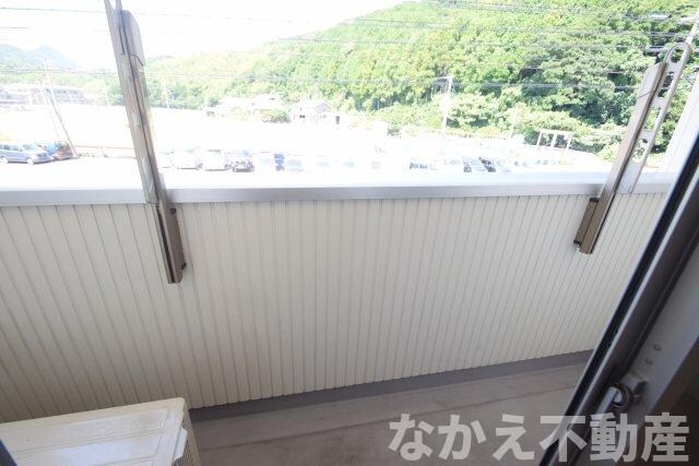 物件内観写真12　(広々としたバルコニーです)