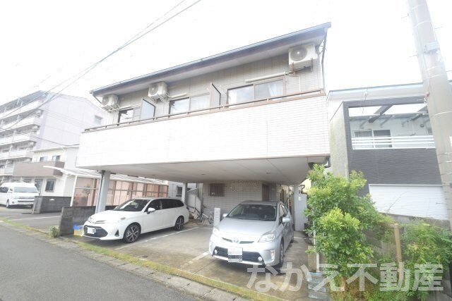 物件外観写真1　(外観も気になるポイント)