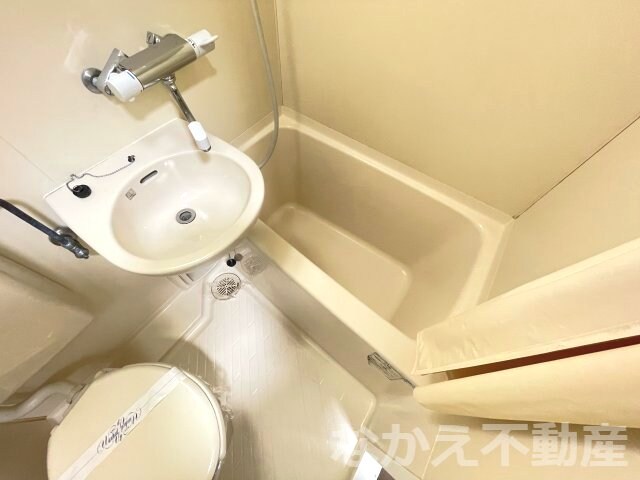 物件内観写真6　(コンパクトで使いやすいお風呂です)