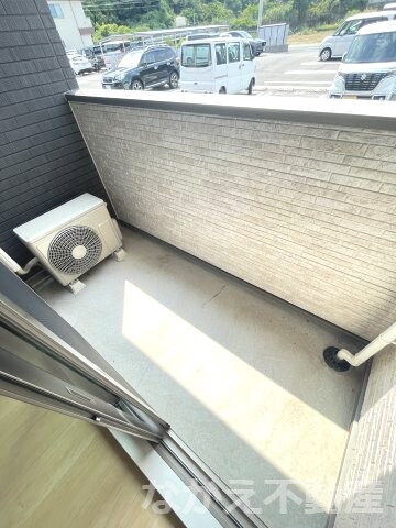 物件内観写真10　(陽当たり良好なバルコニーです)