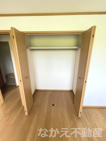 物件内観写真10　(収納スペース豊富です)