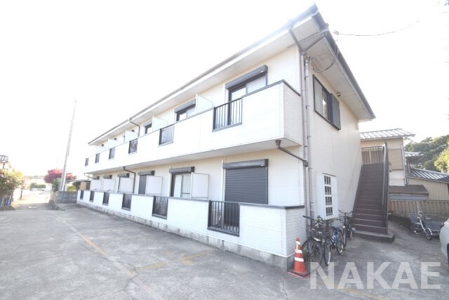 物件外観写真1　(きれいな外観です)