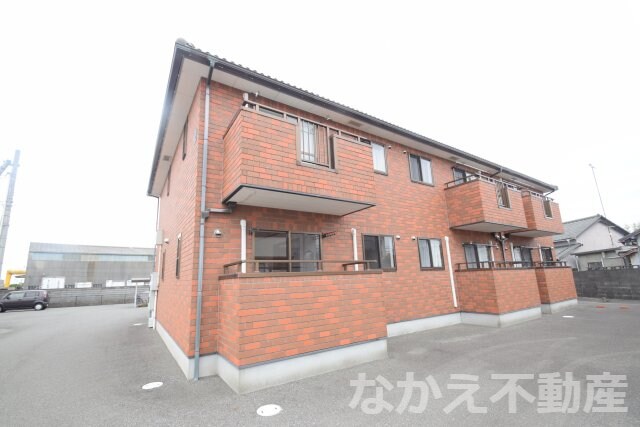 物件外観写真1　(外観も気になるポイント)