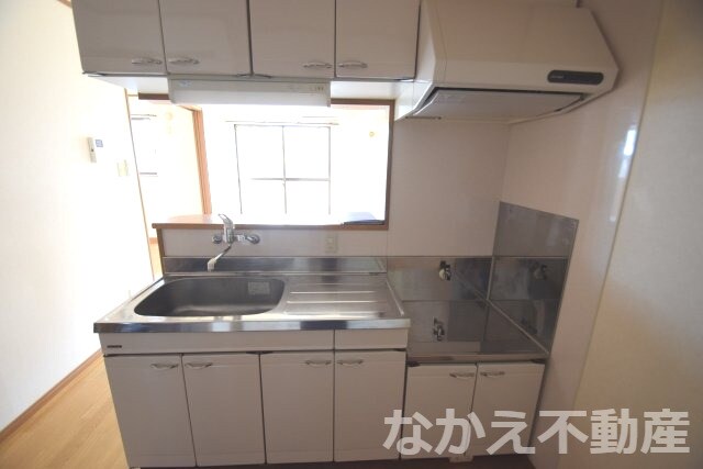 物件内観写真5　(キッチンでお料理をお楽しみください)