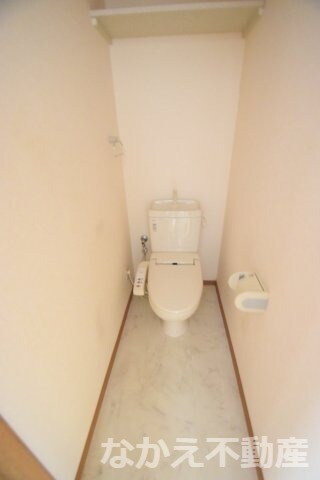 物件内観写真7　(シンプルで使いやすいトイレです)