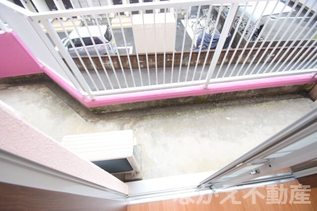 物件内観写真11　(バルコニーがあります)