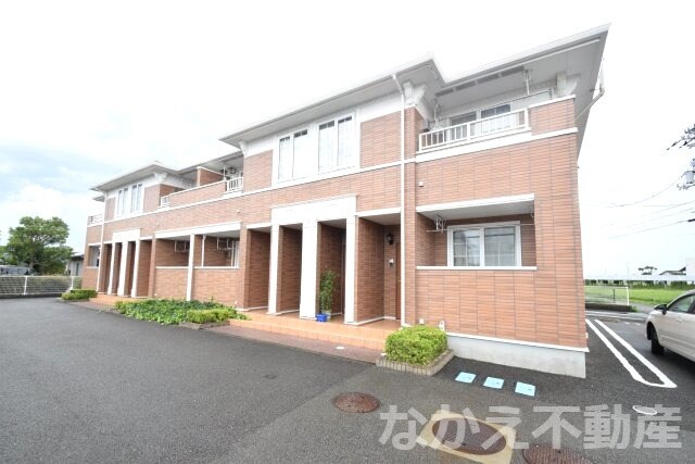 物件外観写真1　(物件の外観です)