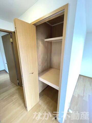 物件内観写真13　(収納豊富です)