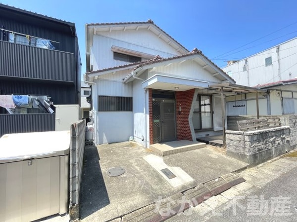 外観(落ち着いた雰囲気の外観です)
