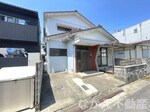落ち着いた雰囲気の外観です