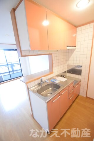 物件内観写真7　(キッチンでお料理をお楽しみください)