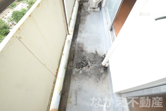 物件内観写真11　(陽当たり良好なバルコニーです)