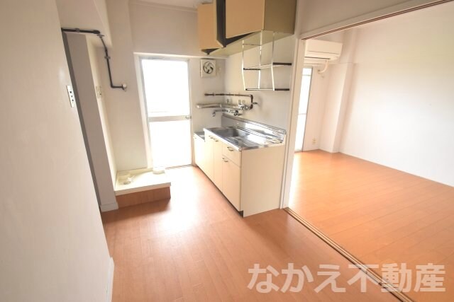 物件内観写真15　(洋室です)