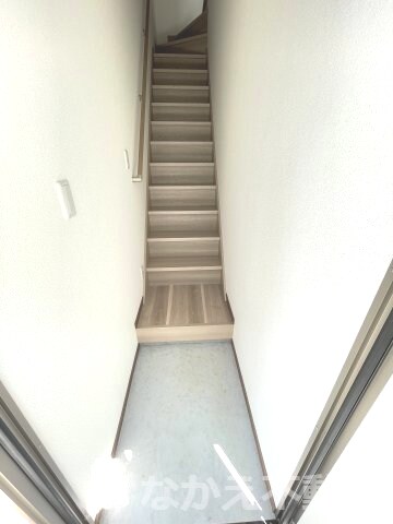 物件内観写真8　(きれいな玄関です)